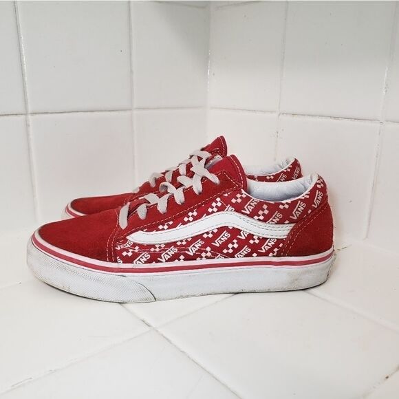 Vans Classic Lace Up  - Picture 1 of 8